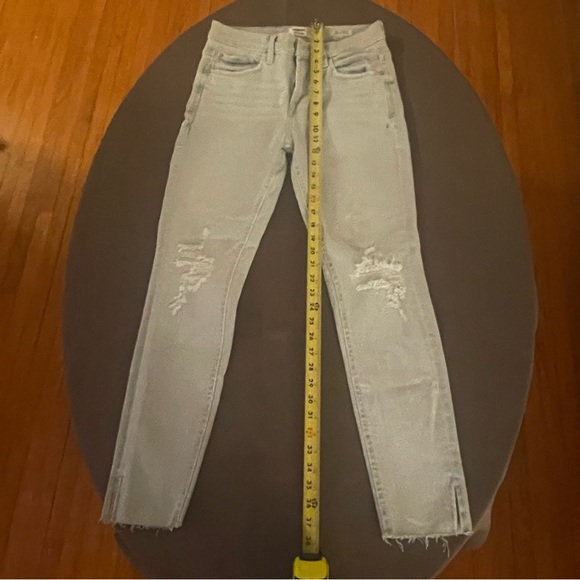 Kensie Size 4/27 Skinny High Rise Distressed Light Blue Jeans - No Hem. Euc - Picture 8 of 10